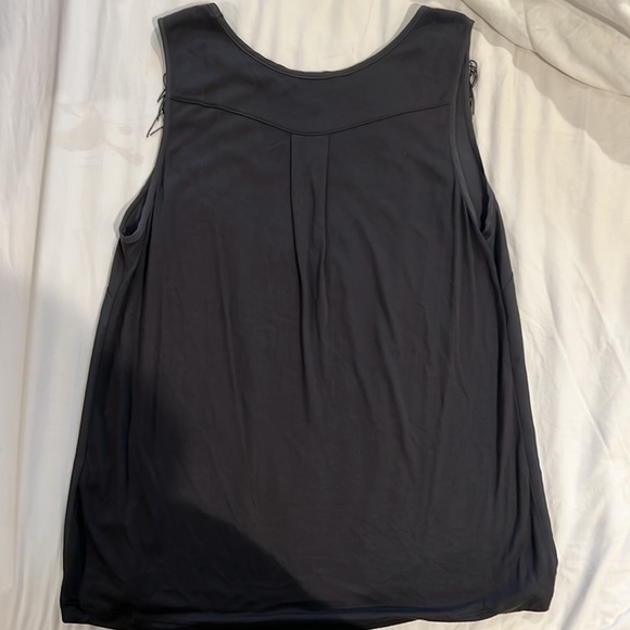 Banana republic tank with fringe - Picture 5 of 5